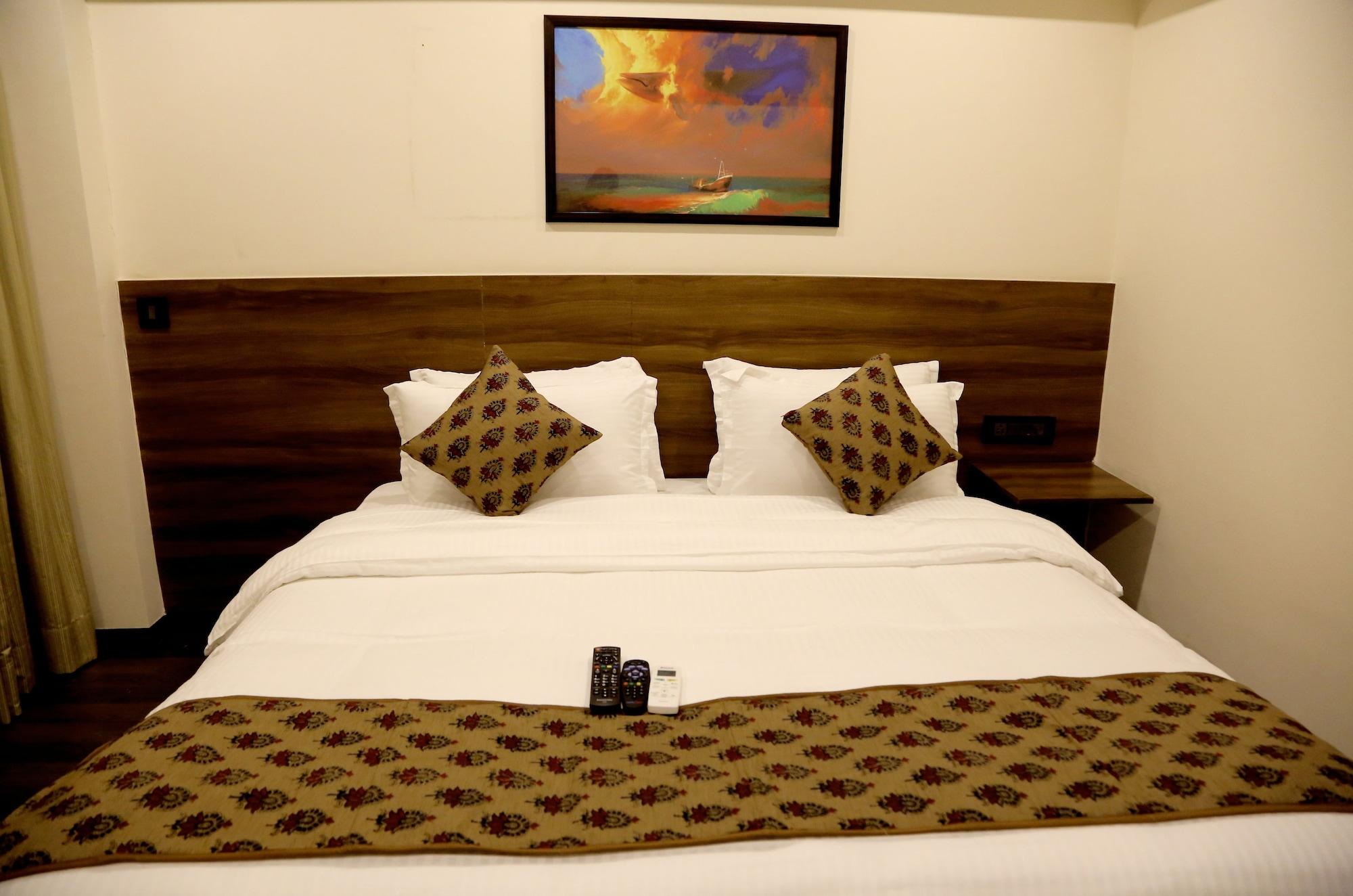 มุมไบ เฮาส์ Hotel ภายนอก รูปภาพ