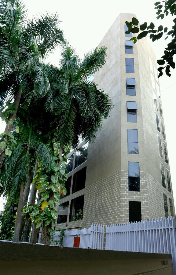 มุมไบ เฮาส์ Hotel ภายนอก รูปภาพ
