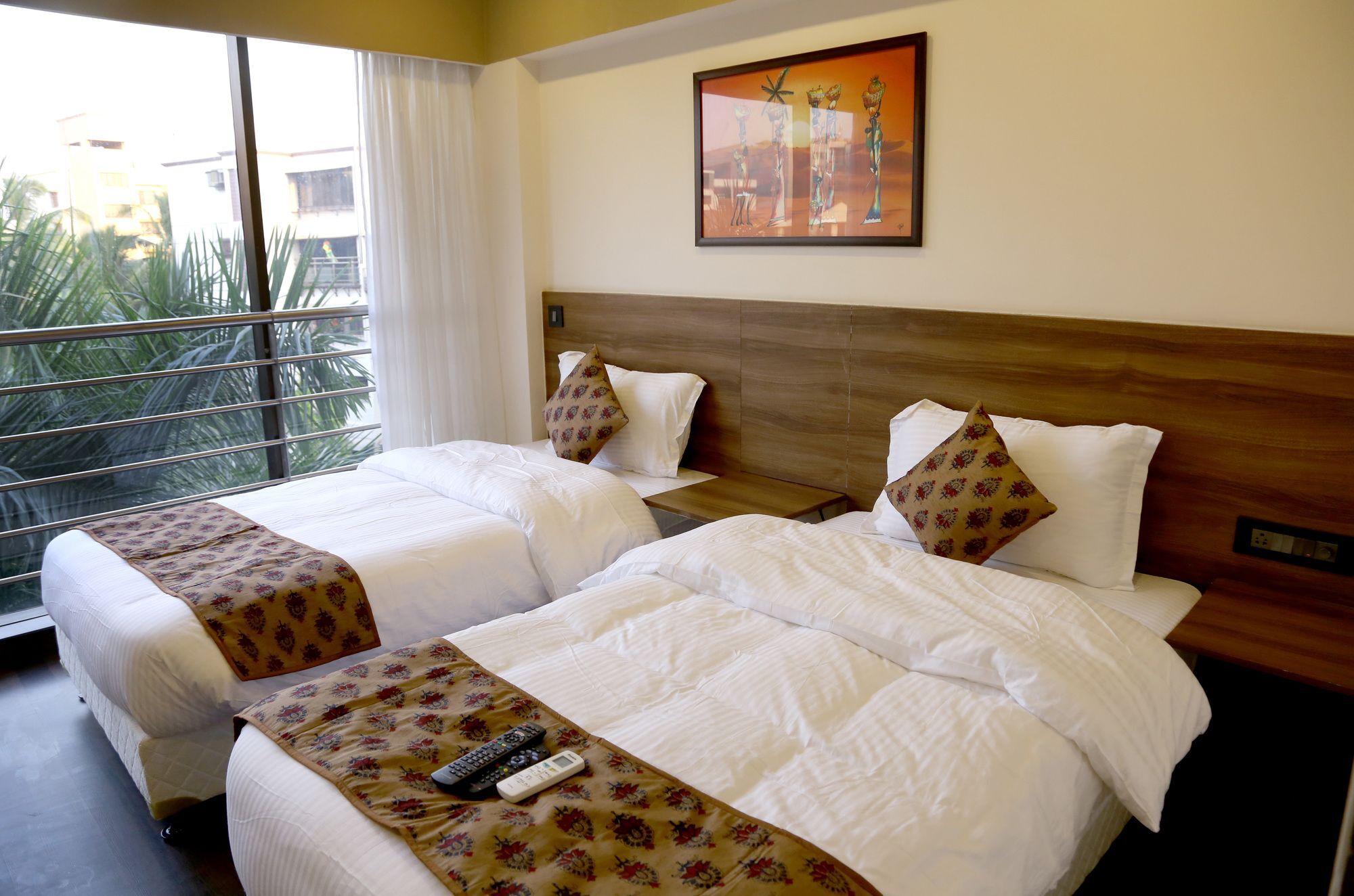 มุมไบ เฮาส์ Hotel ภายนอก รูปภาพ
