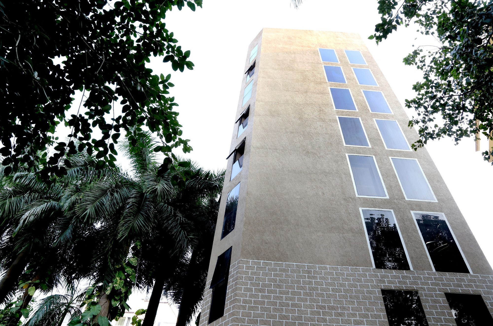 มุมไบ เฮาส์ Hotel ภายนอก รูปภาพ